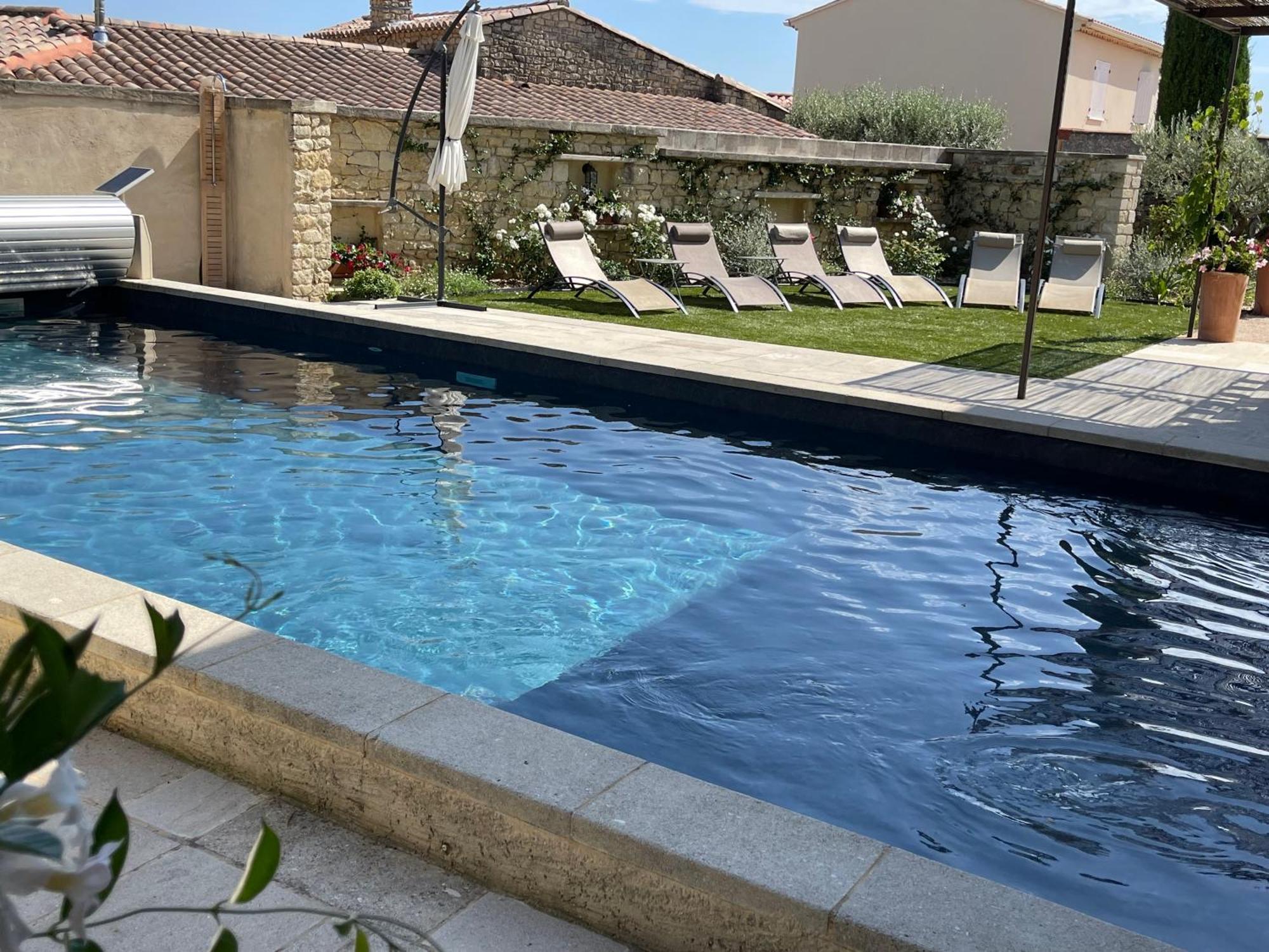 Les-Pepites-De-Badou Presentent La Graviere Le Barroux Exterior photo